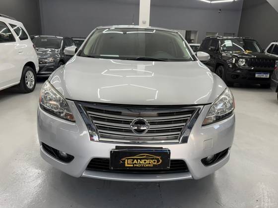 NISSAN SENTRA 2.0 SV 16V FLEX 4P AUTOMÁTICO